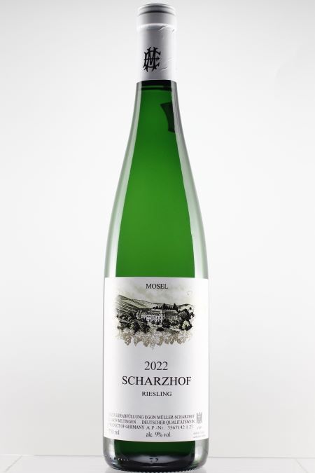 SCHARZHOF RIESLING Q.B.A 2022（EGON MULLER)